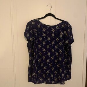 Women’s short sleeve LOFT blouse top for everyday casual wear or office